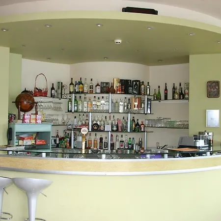 семеен идън 3*