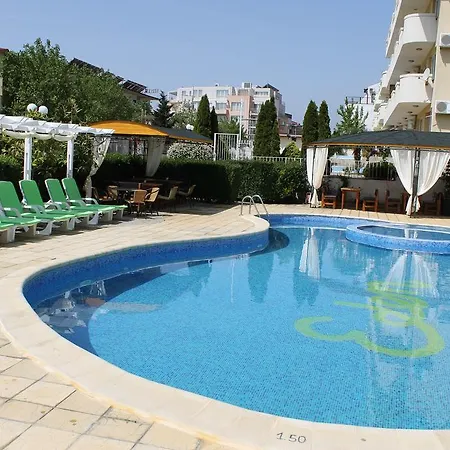 호텔 семеен идън 3*