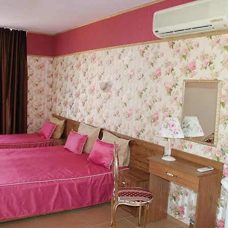 семеен идън 호텔