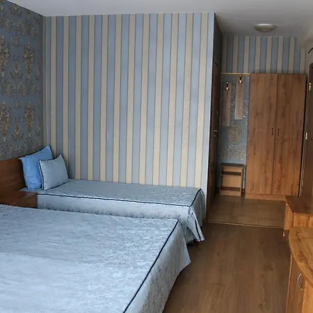 호텔 семеен идън