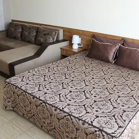 호텔 семеен идън