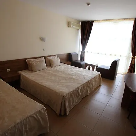 семеен идън 酒店