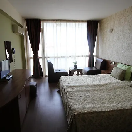 семеен идън 호텔 3*