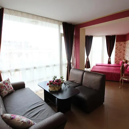 семеен идън 호텔 3*