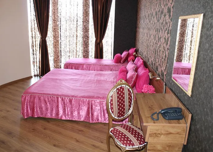 семеен идън 酒店