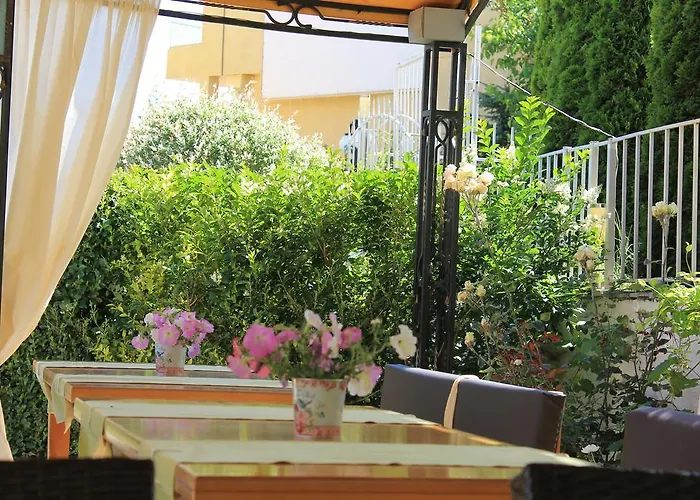 семеен идън 圣弗拉斯