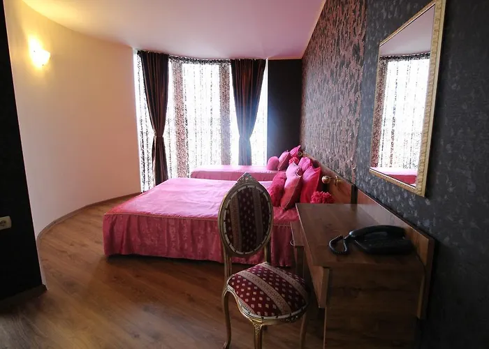 семеен идън 酒店 圣弗拉斯