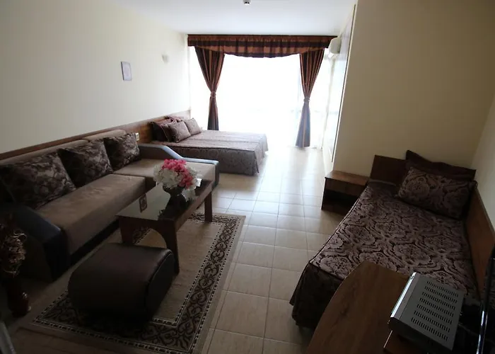 酒店 семеен идън 圣弗拉斯