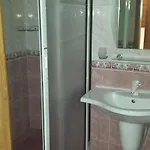 Otel семеен идън 3*