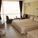 Otel семеен идън