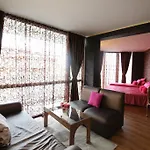Otel семеен идън 3*