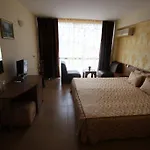 семеен идън Otel 3*