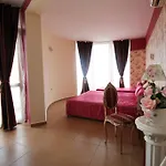 семеен идън Otel
