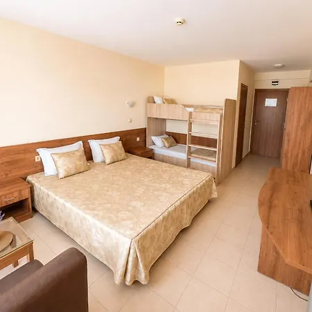 Hotel семеен идън Święty Włas