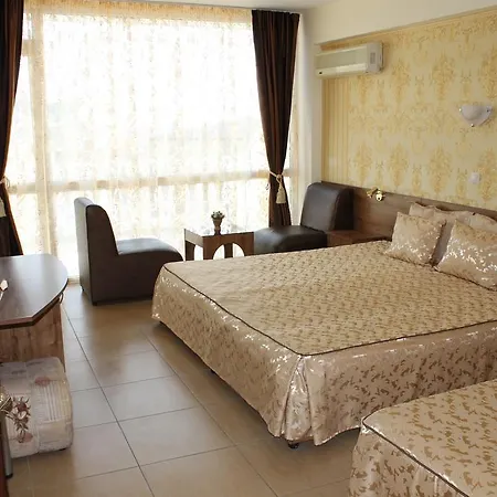 호텔 семеен идън