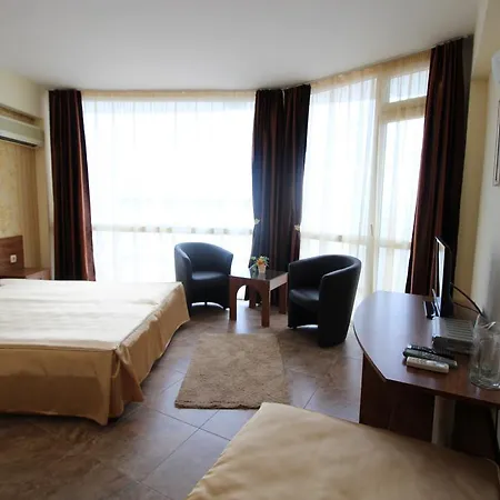 семеен идън Hotel 3*