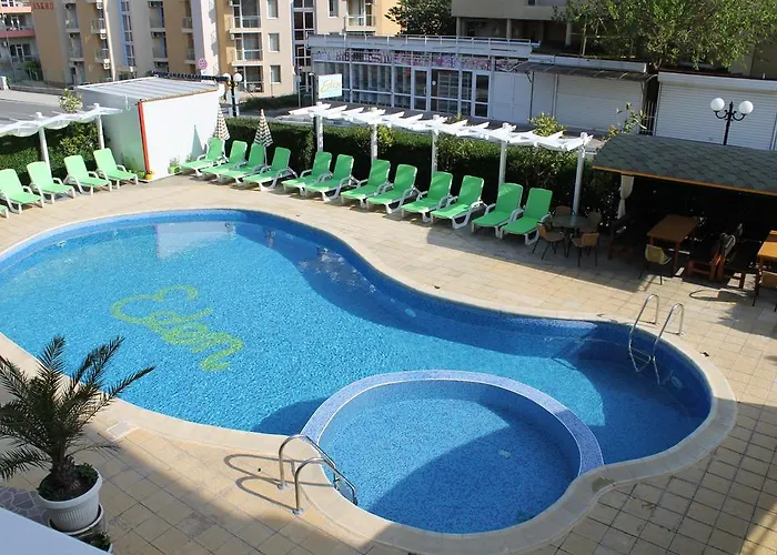 Hotel семеен идън