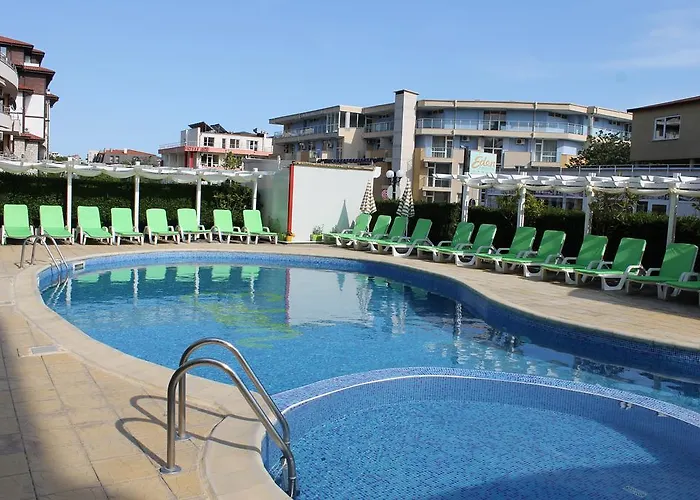 Hotel семеен идън 3*