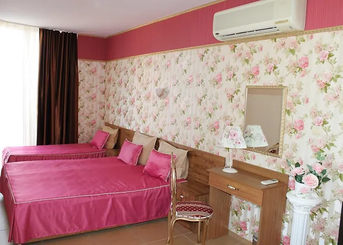 семеен идън Hotel