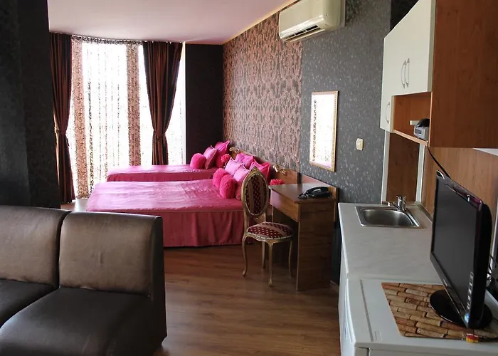 Hotel семеен идън Sveti Vlas