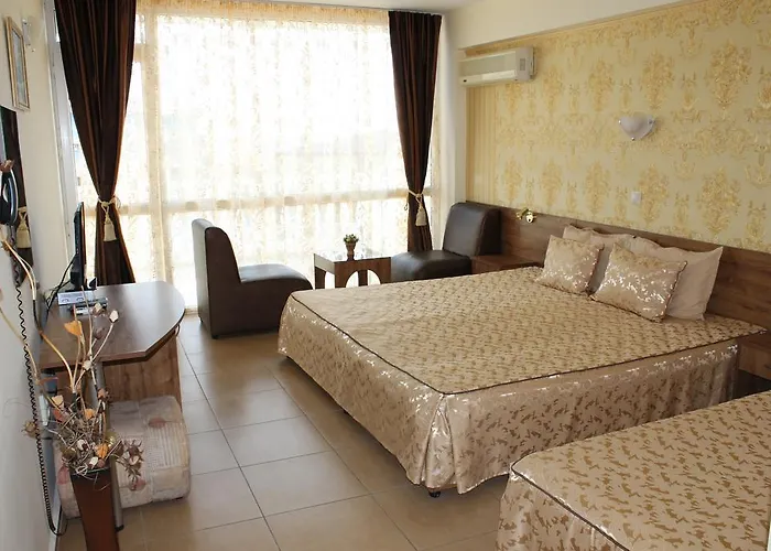 Hotel семеен идън