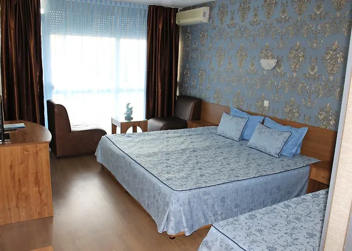 семеен идън Hotel