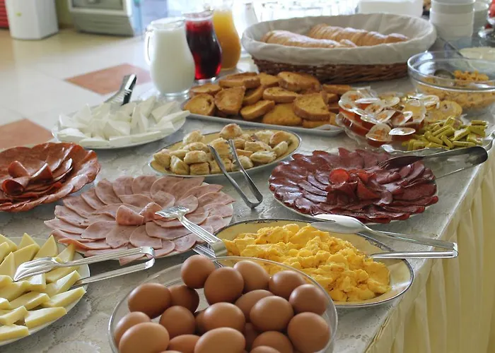 семеен идън Hotel 3*